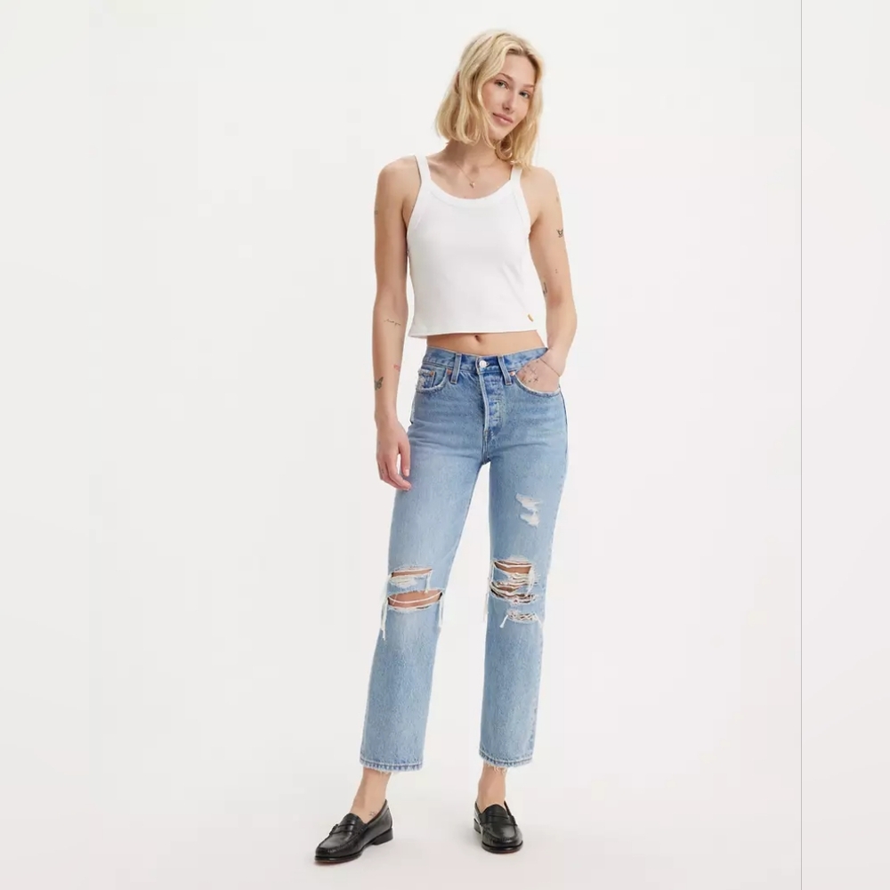 Levi's Wedgie Straight Light Wash Jeans